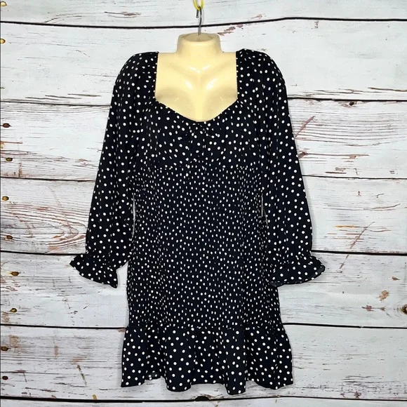 Express NWT Size XL Black & Ivory Polka Dot Smock Elastic Ruffle Hemline Dress - Picture 1 of 4